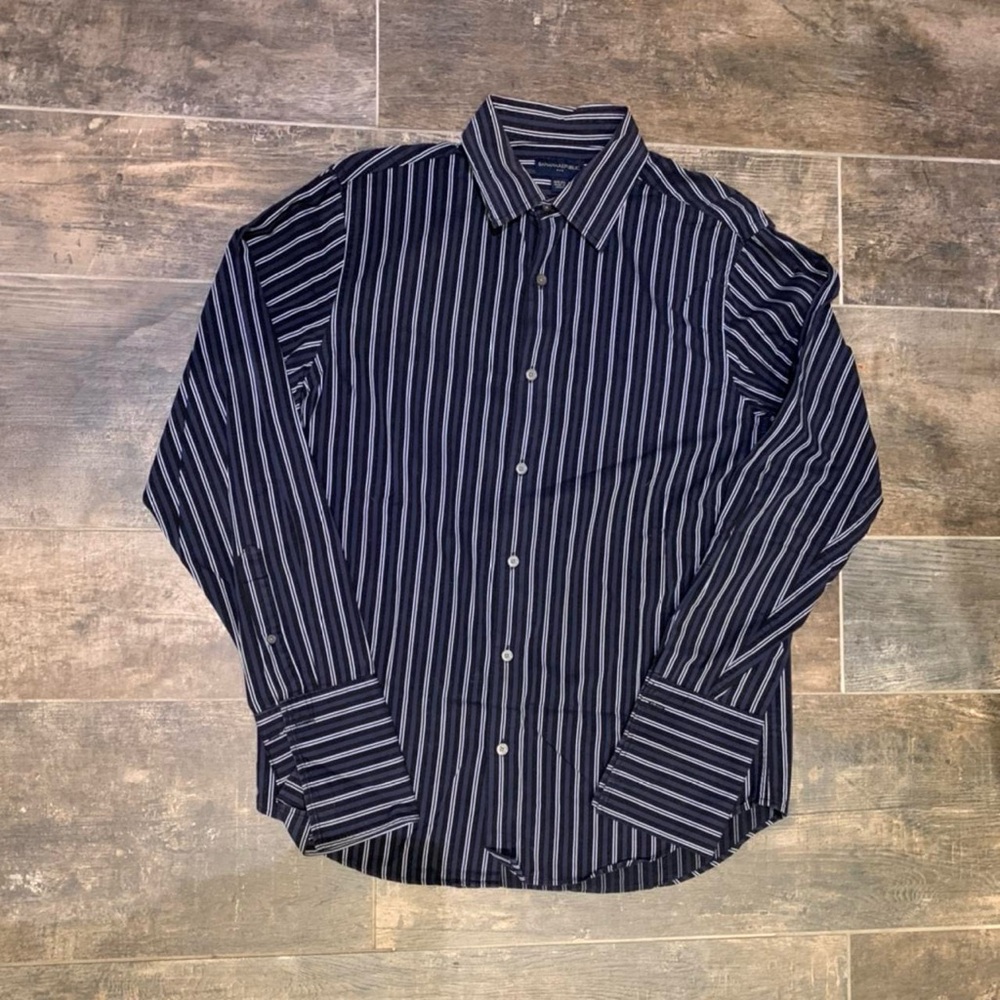 Banana Republic Men's Striped Button Down Shirt